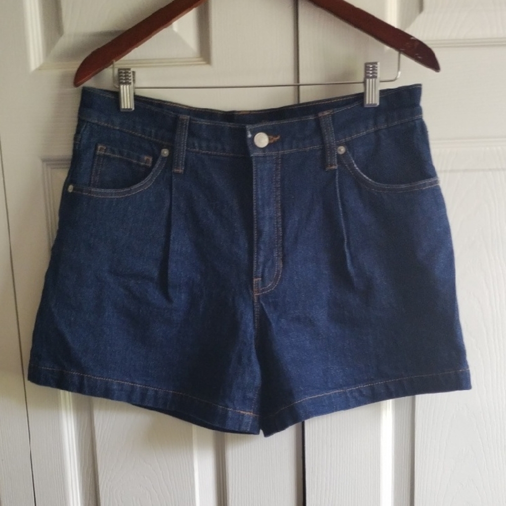 Banana Republic Dark Blue Denim Pleated Women's Shorts Size 10 Size 39